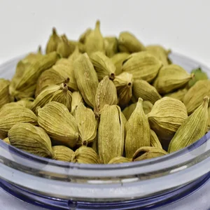 Cardamom vs. clove 