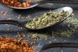 Oregano Uses, Taste, Vairities, Substitute and Oil